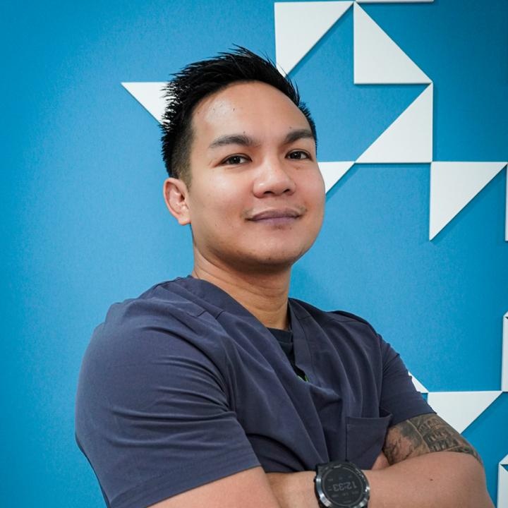 Jay Caburobias